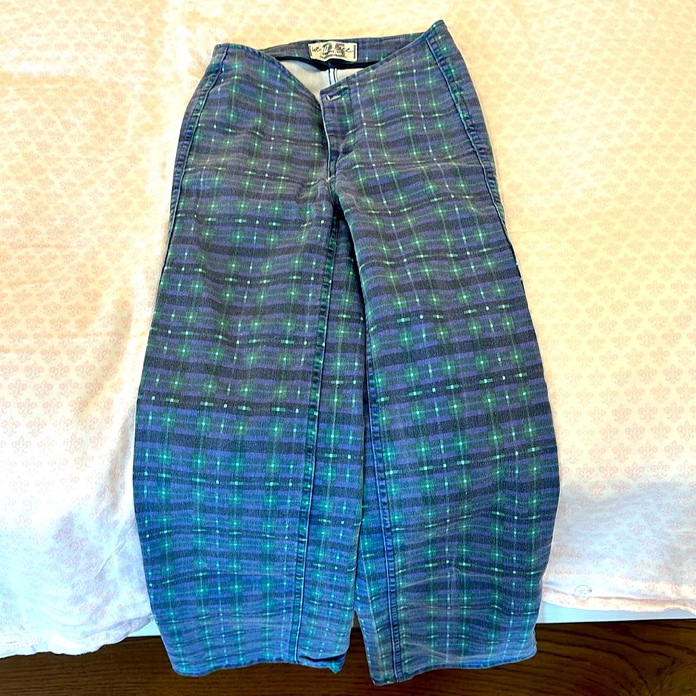 Green and navy design jeans